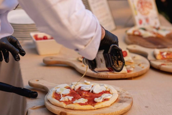 ea222af2-a477-4e6d-a69a-c0296461412f